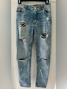 H&M Distressed Light Wash Jeans (Size 2 / EUR 32)